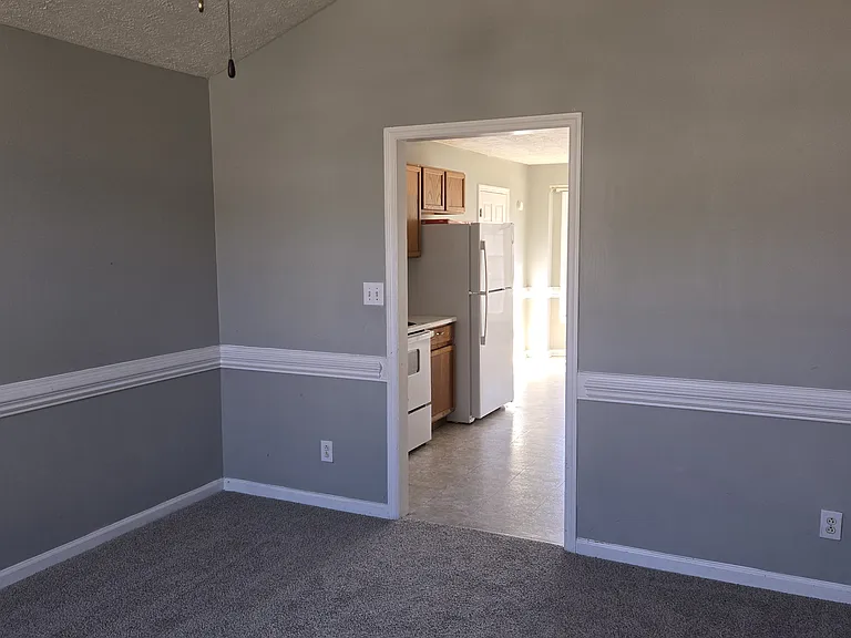515 Killeen Rd — Photo 16