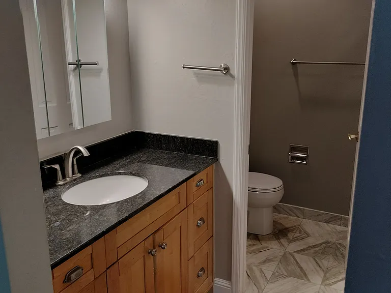 2560 Walnut Blvd #33 — Photo 23