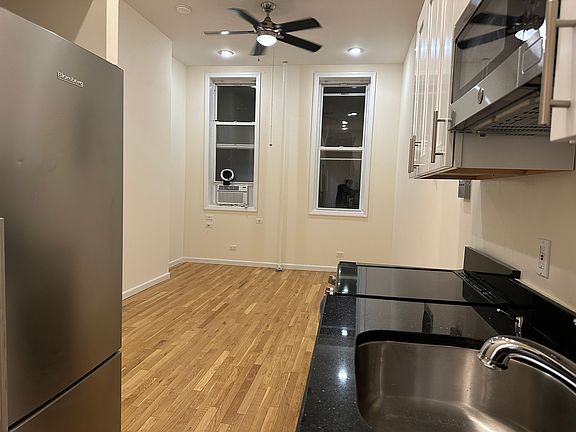 2nd image of 69 1st Ave APT C
