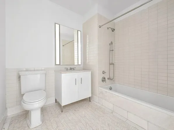 100 Barclay Street image 11 of 12