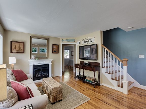 3rd image of 2210 Harvard Dr
