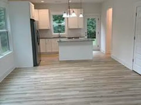 204 E Mill St #A, Creedmoor, NC 27522