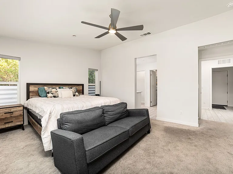 67696 Roundup Dr — Photo 22