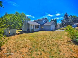 24182 17th Ave S, Des Moines, WA 98198