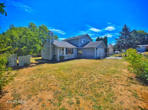 24182 17th Ave S, Des Moines, WA 98198