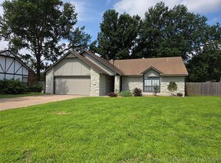 11612 S 100th East Ave, Bixby, OK 74008
