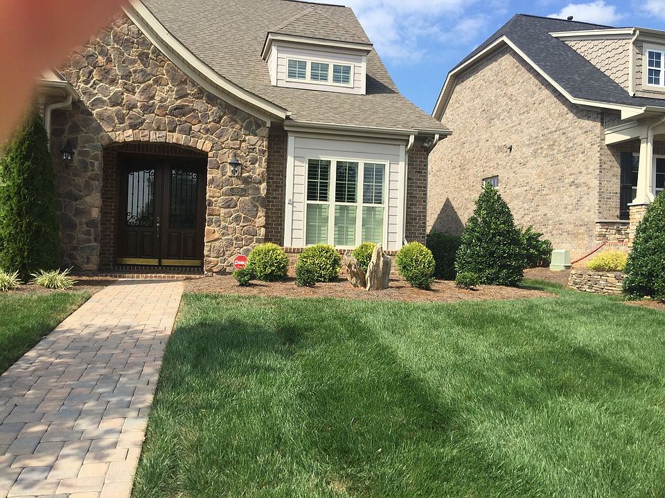 2nd image of 5575 Windflower Rd