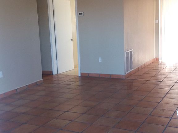 2nd image of 2600 E 10th St