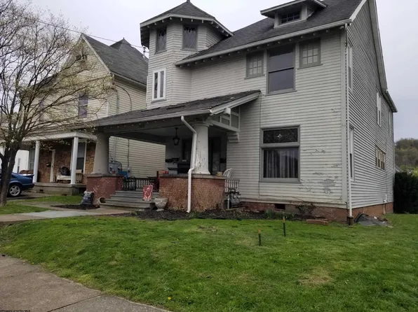 655/655 1/2 Mulberry Ave, Clarksburg, WV 26301