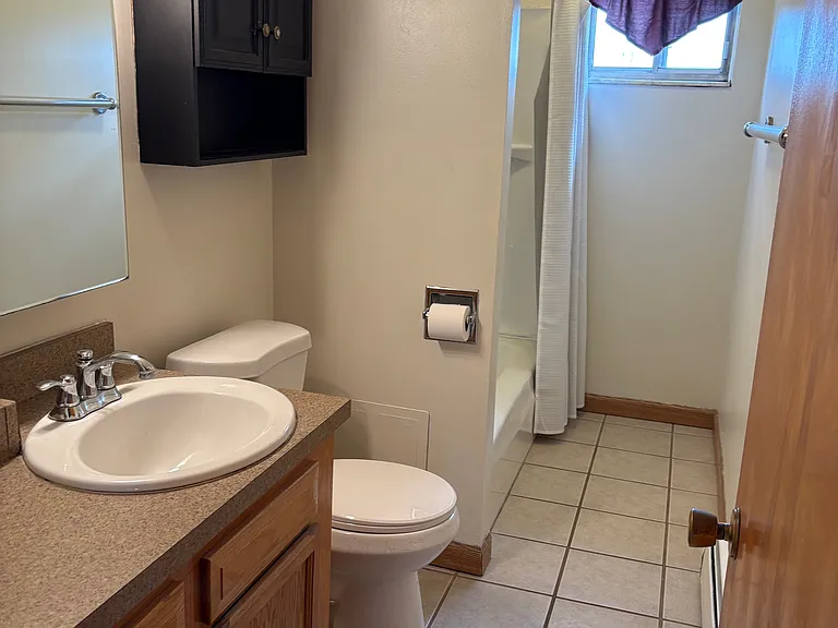 148 Applegrove St NE #2 — Photo 8