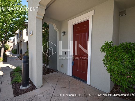 2nd image of 115 Ede Ln