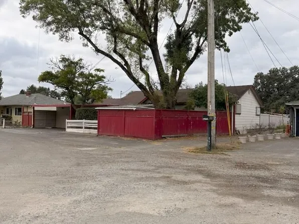 2283 W Hearn Avenue, Santa Rosa, CA 95407
