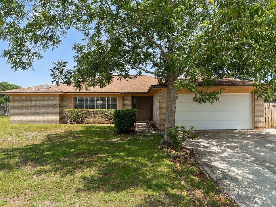 1st image of 103 Tanglewood Ct