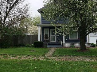 451 N Main St, Farmington, IL 61531