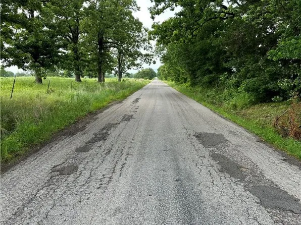 5 Old Pike Rd, Howe, OK 74940