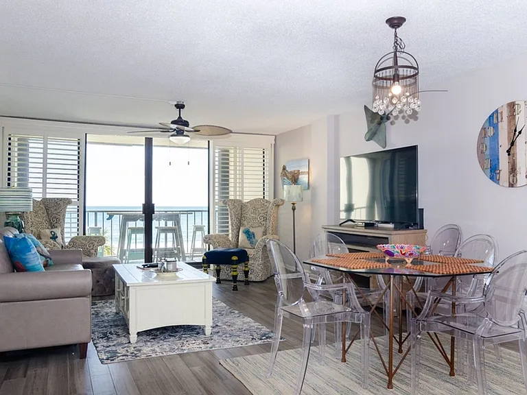95 S Lumina Ave #3G — Photo 10