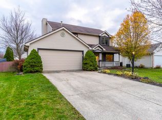 2135 Autumn Lake Pl, Fort Wayne, IN 46818