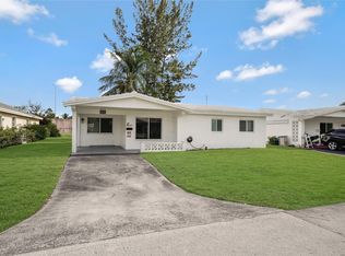 4284 NW 1st Ter, Deerfield Beach, FL 33064