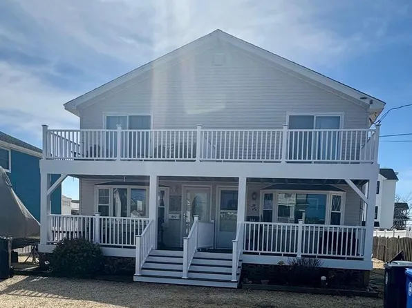 444 Engleside Ave, Beach Haven, NJ 08008