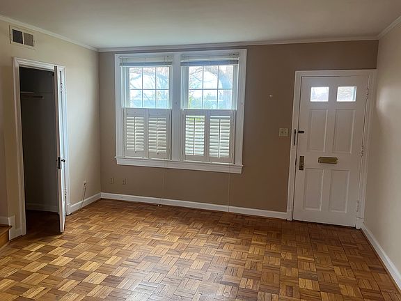 3rd image of 1303 S Barton St Unit 191