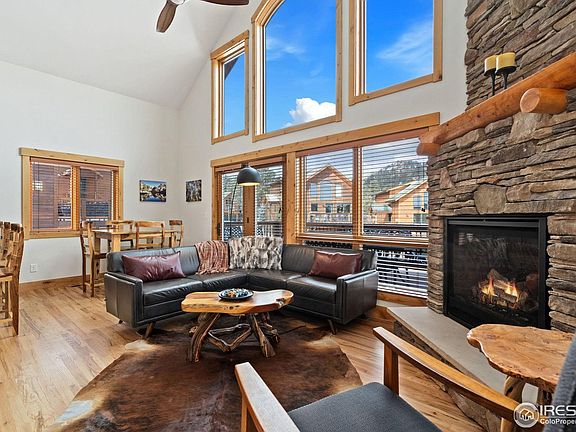 2nd image of 140 Willowstone Dr