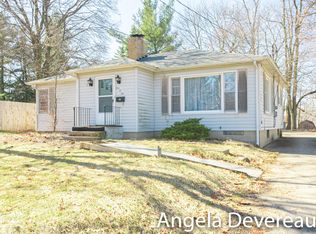 105 S Bower St, Greenville, MI 48838