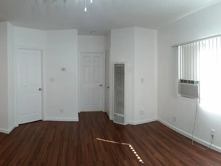 1030 W San Fernando St #2 — Photo 4