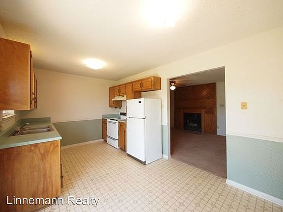 5th image of 212-A Sorrell Dr