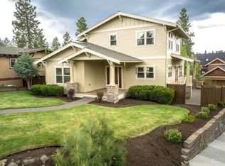 2406 NW Lemhi Pass Dr, Bend, OR 97701