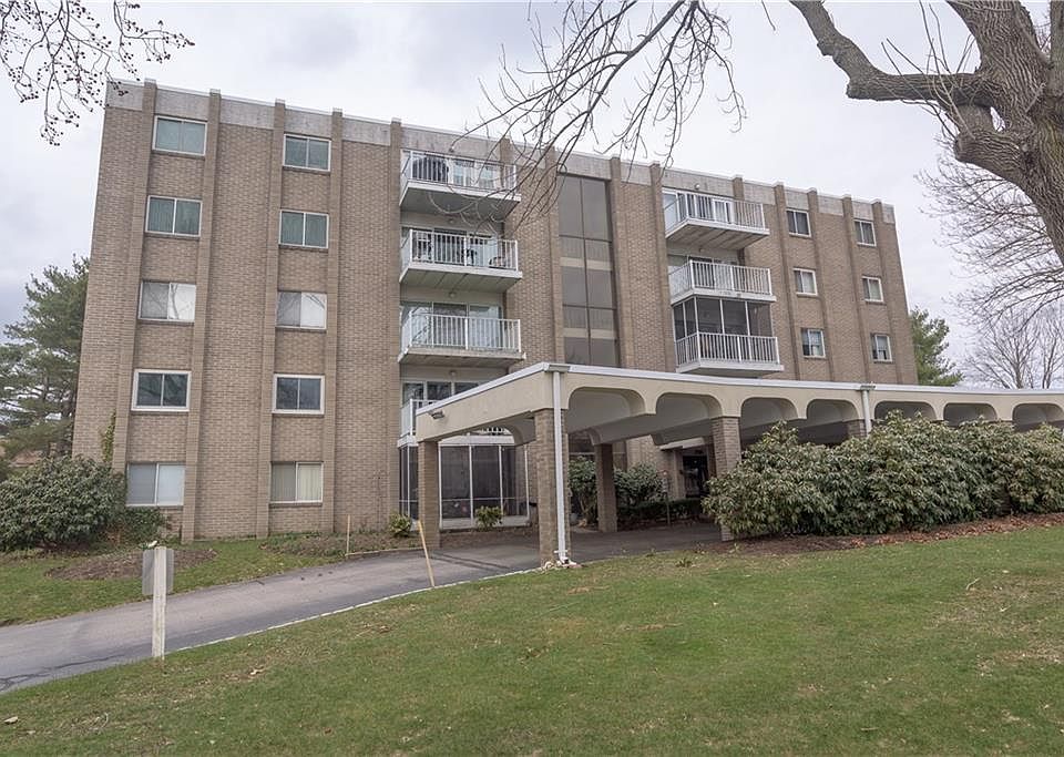1st image of 200 Hoffman Ave APT 105