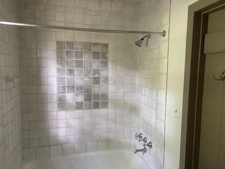 Creekside Dr — Photo 29