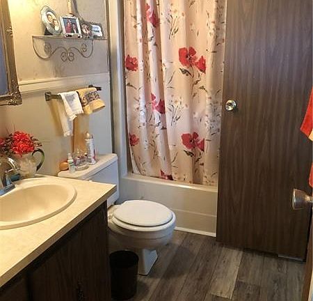 4th image of 104 Woodview Dr