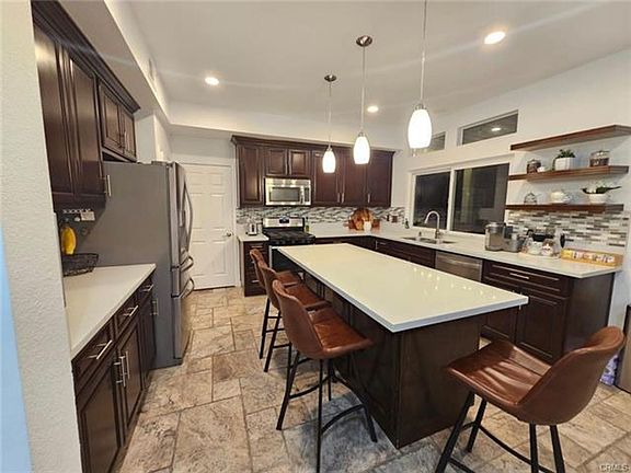 3rd image of 7367 Mountain Laurel Dr