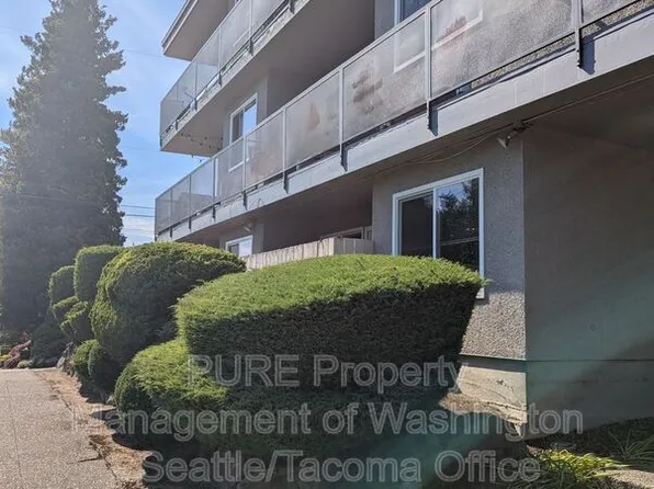 7919 35th Ave SW APT C, Seattle, WA 98126