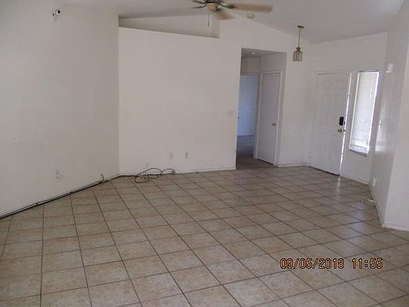 5th image of 5227 Portland Ct