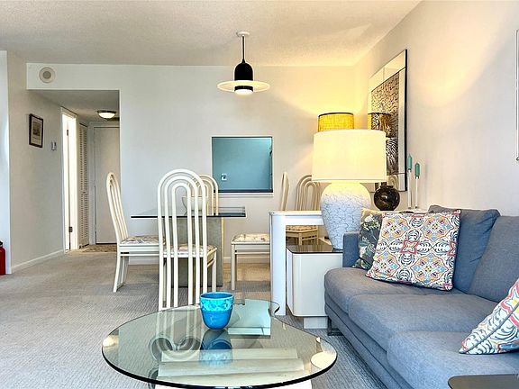 3rd image of 1800 N Andrews Avenue #11D
