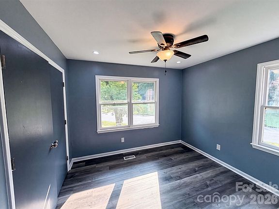 4th image of 5601 Beaconsfield Rd