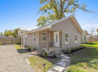 313 W Logan St, Sulphur, LA 70663