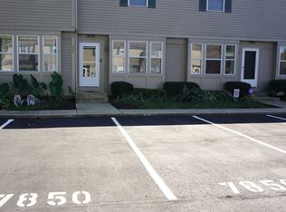 7850 Barkwood Dr #16B, Worthington, OH 43085