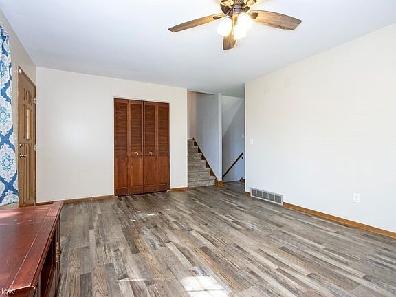 4th image of 1822 Evline Dr
