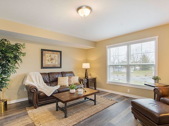 2nd image of 11250 Kistler Dr Unit 4