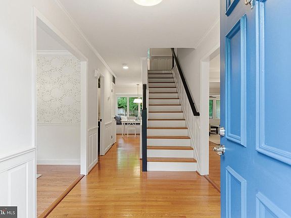 4th image of 10174 Bessmer Ln