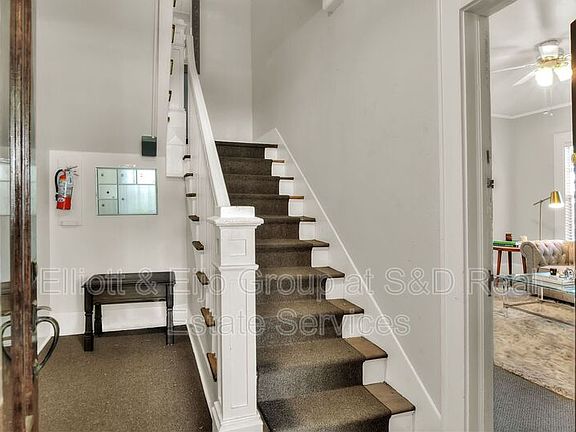 5th image of 211 E Park St APT 2