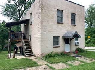 2408 7th St SW, Akron, OH 44314