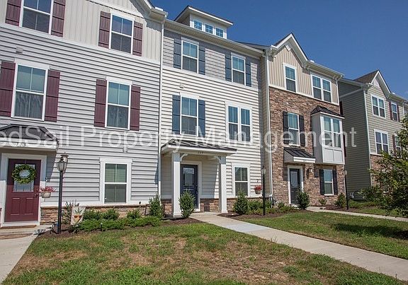 2nd image of 117 Williamson Park Ln