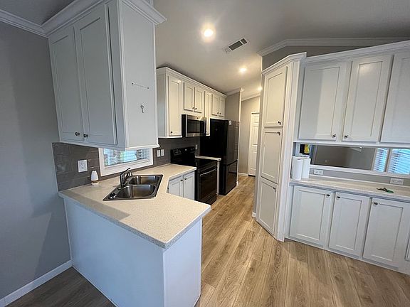 5th image of Site 234 6233 Lowery St #234