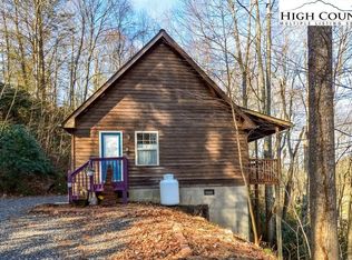 180 Wolf Ridge Ln, Fleetwood, NC 28626
