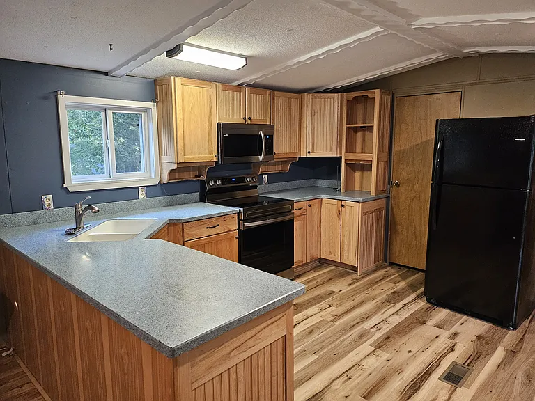 114 Pedal Park Ln — Photo 10