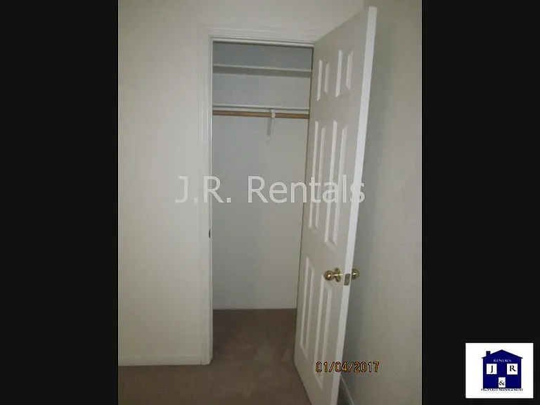 305 Cedar Ridge Dr #A — Photo 14