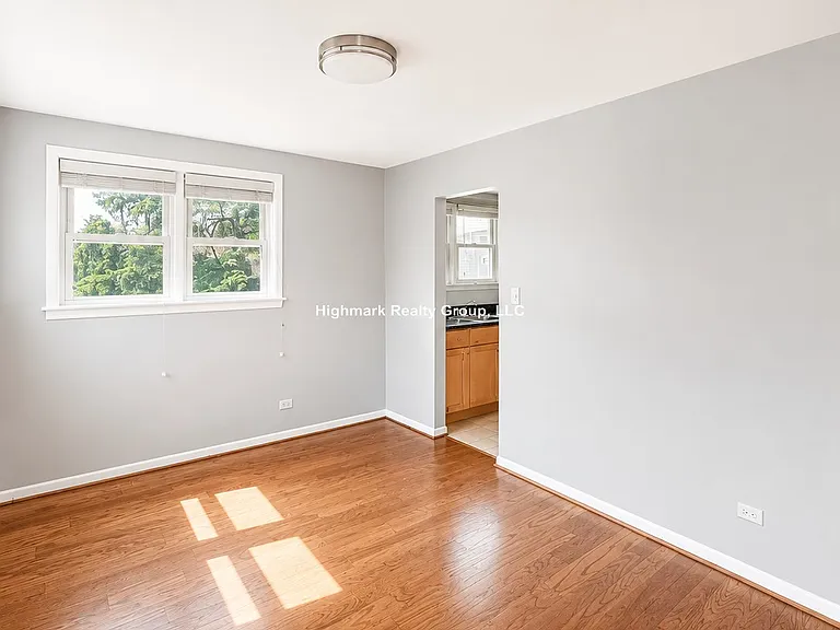 8644 Skokie Blvd #302A — Photo 9